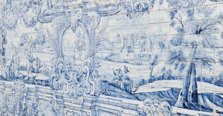 5 Places to See Azulejos in Porto